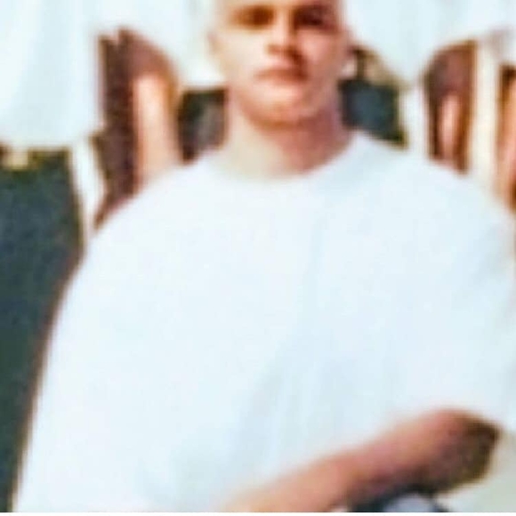 Meet your Posher, Hugo - Picture 1 of 1